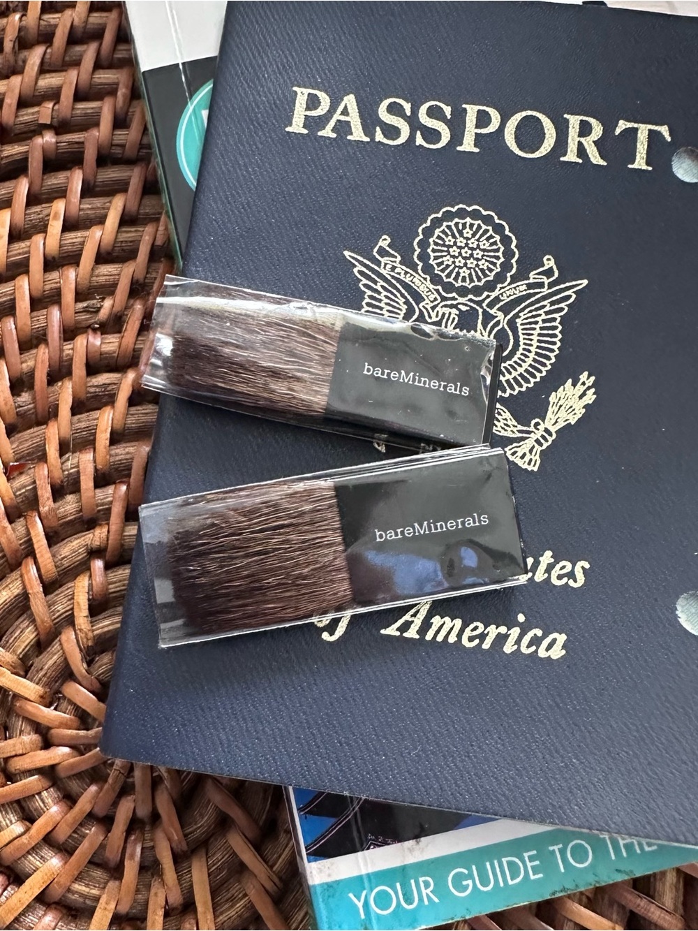 bareMinerals 2 Compact Travel Face Brushes in Brown and Black